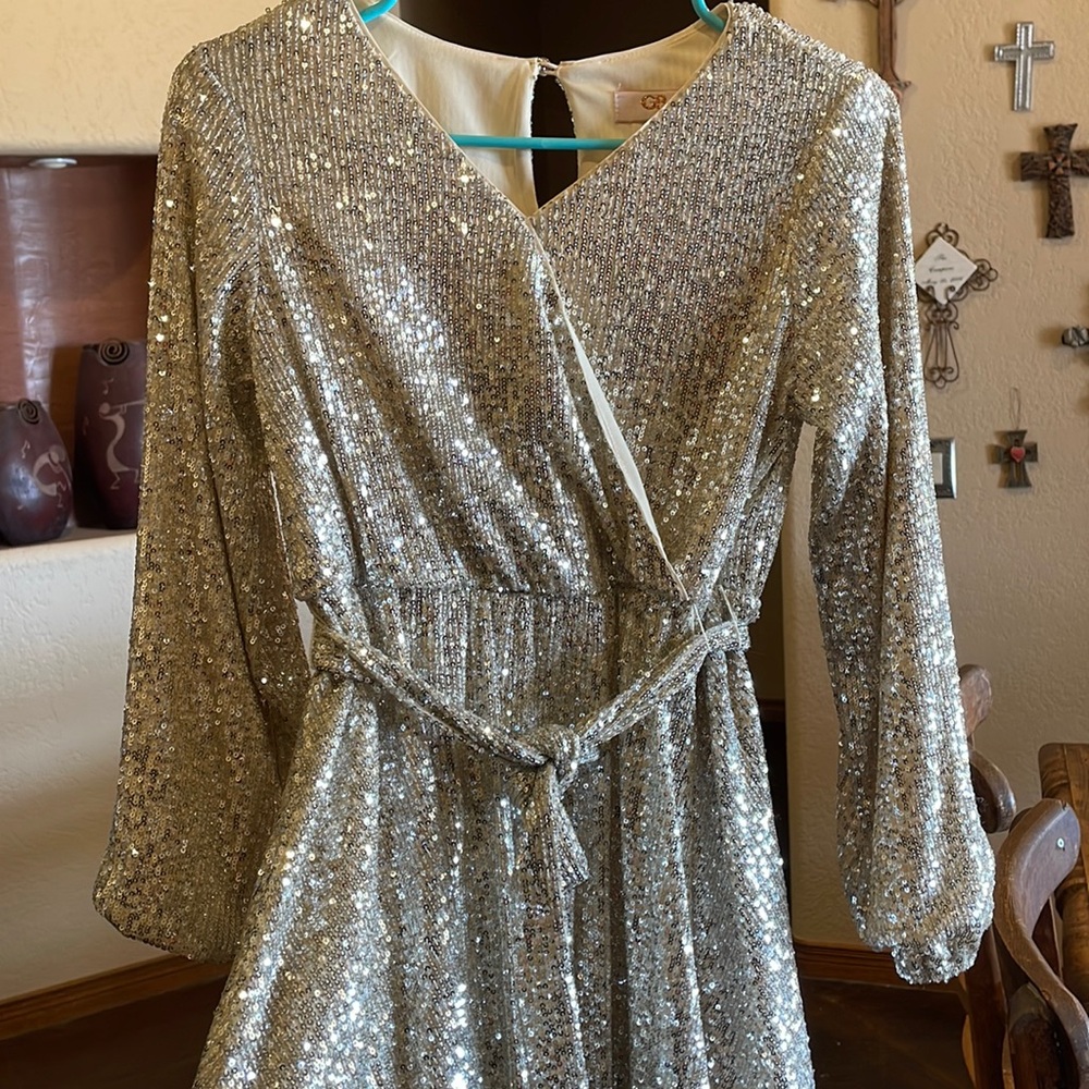 GB Girls Sequined Long Sleeve Dress Size Large